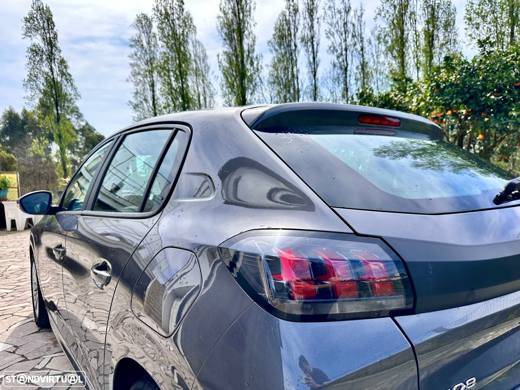 Peugeot 208 1.2 PureTech Like - 7
