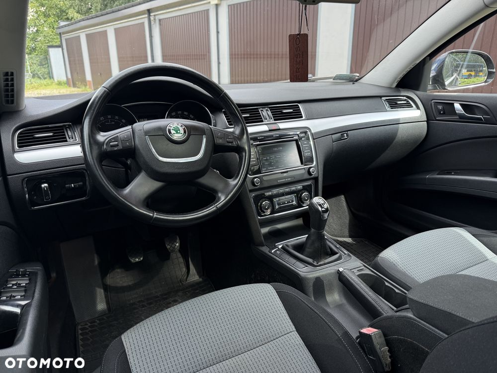 Skoda Superb - 5
