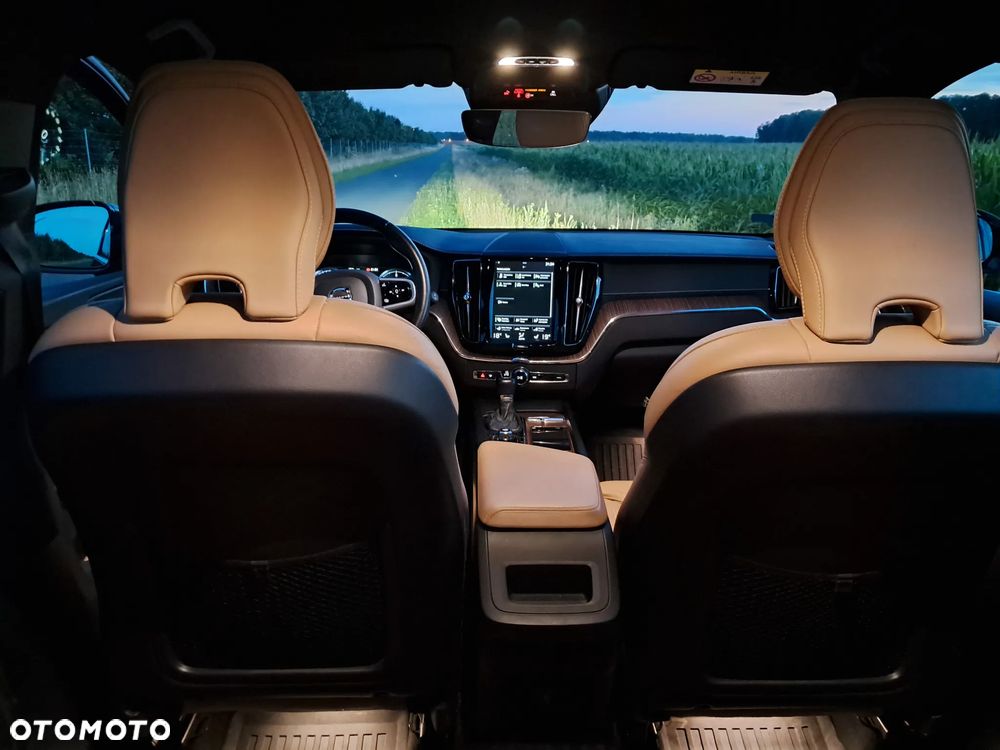 Volvo XC 60 D4 Inscription - 19