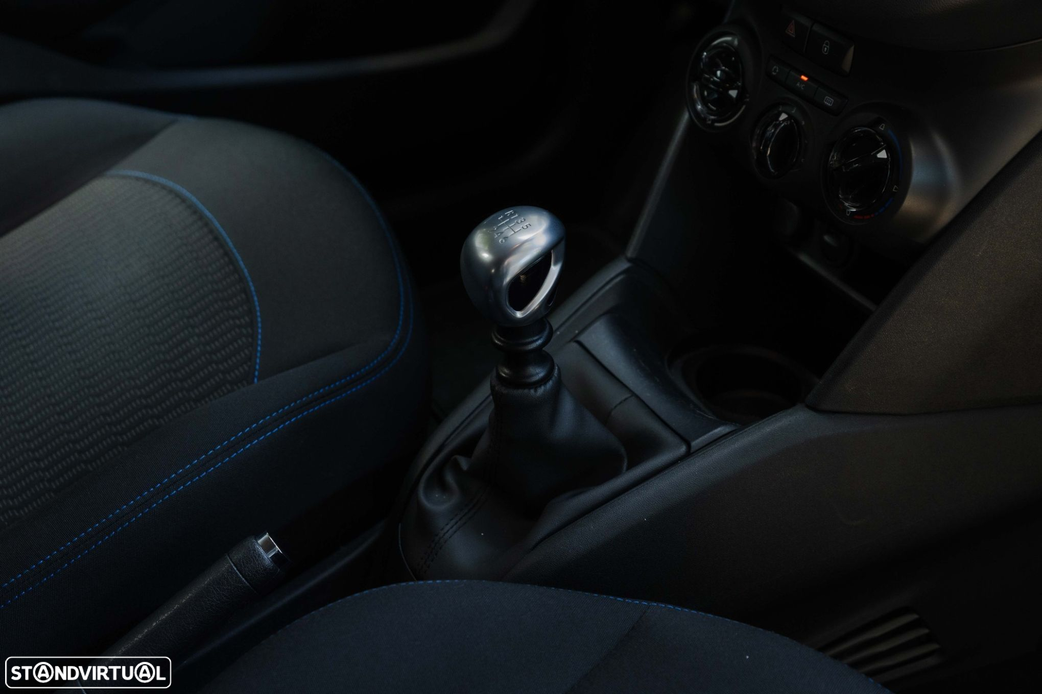 Peugeot 208 1.5 BlueHDi Signature - 22