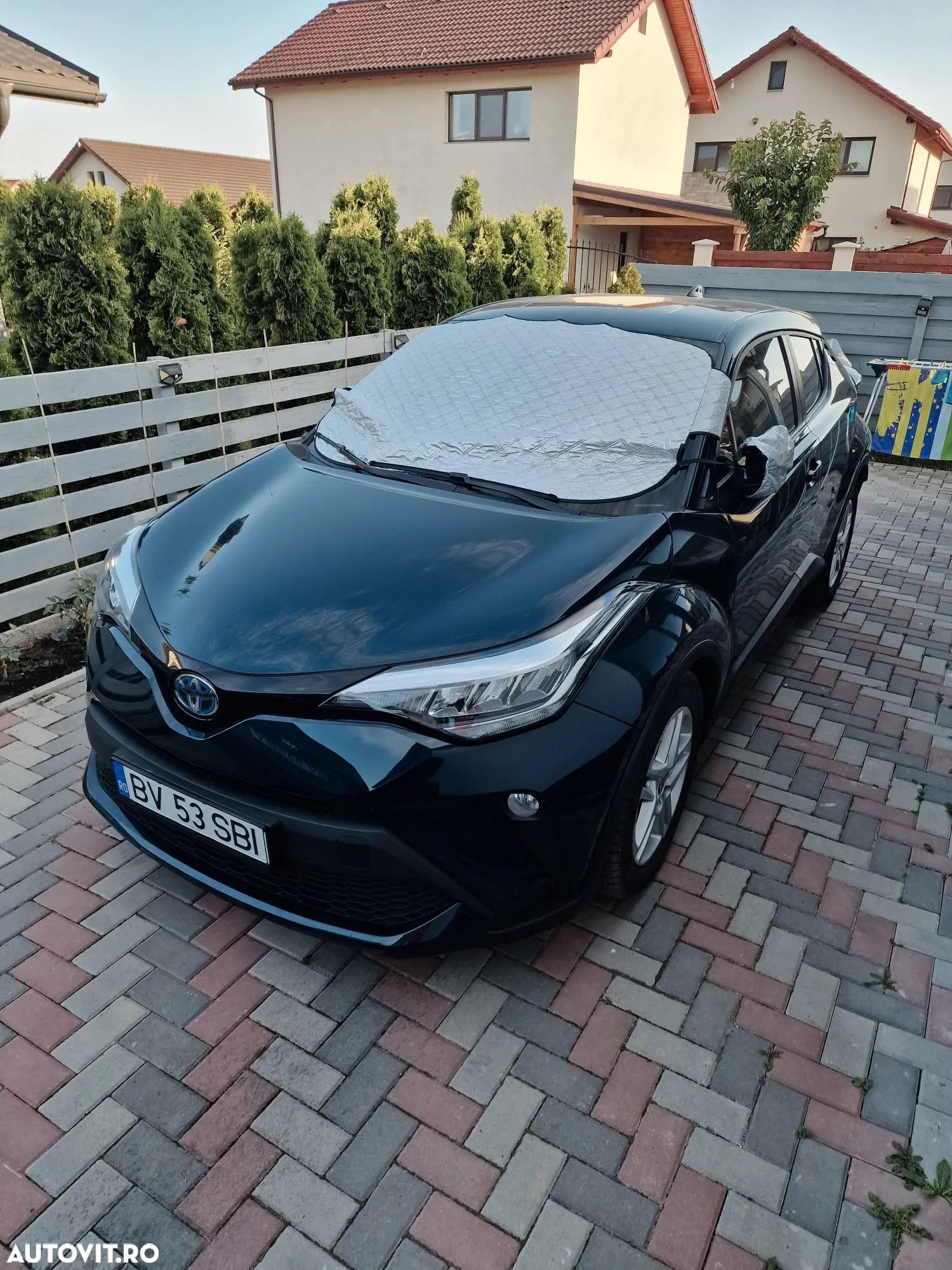 Toyota C-HR 1.8 HEV 140 CP 4x2 CVT Dynamic - 1
