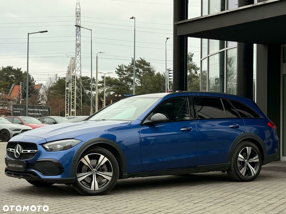 Mercedes-Benz Klasa C 220 d mHEV 4-Matic All-Terrain Avantgarde - 3