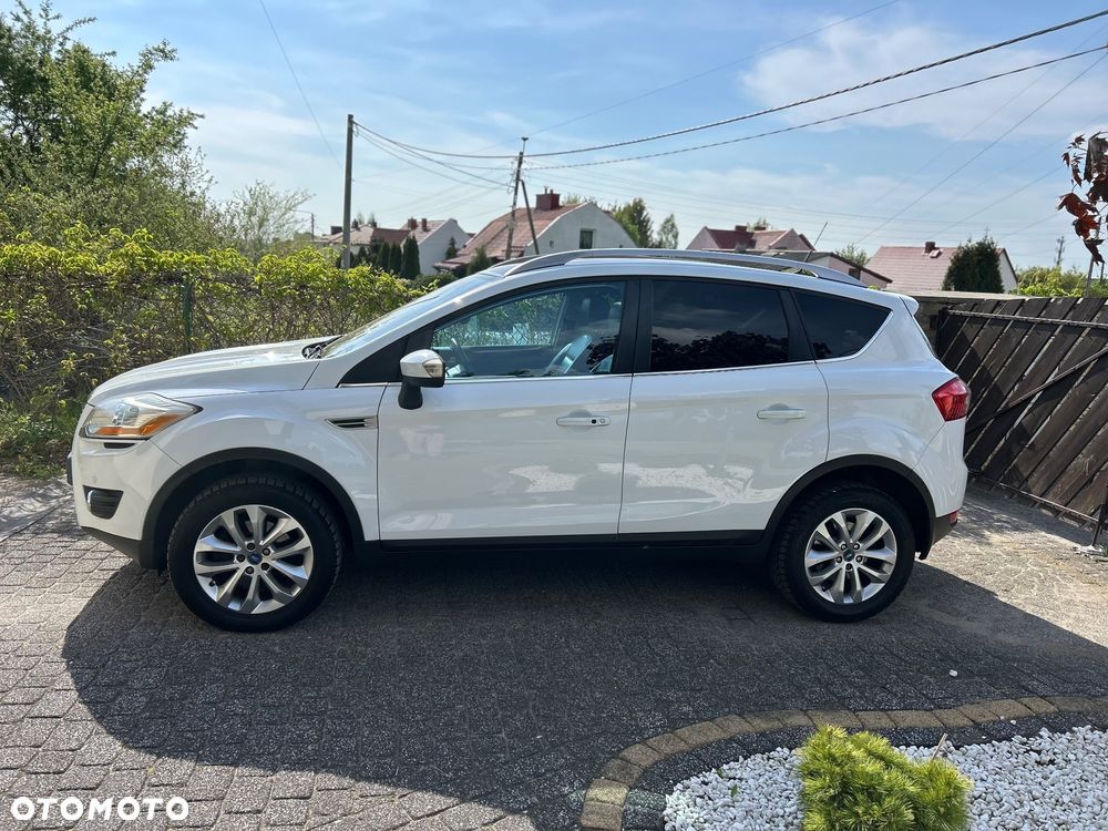 Ford Kuga 2.0 TDCi 2x4 Titanium - 2