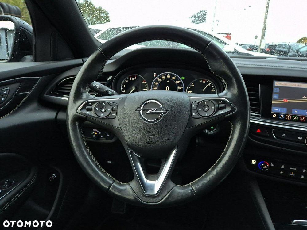 Opel Insignia - 26