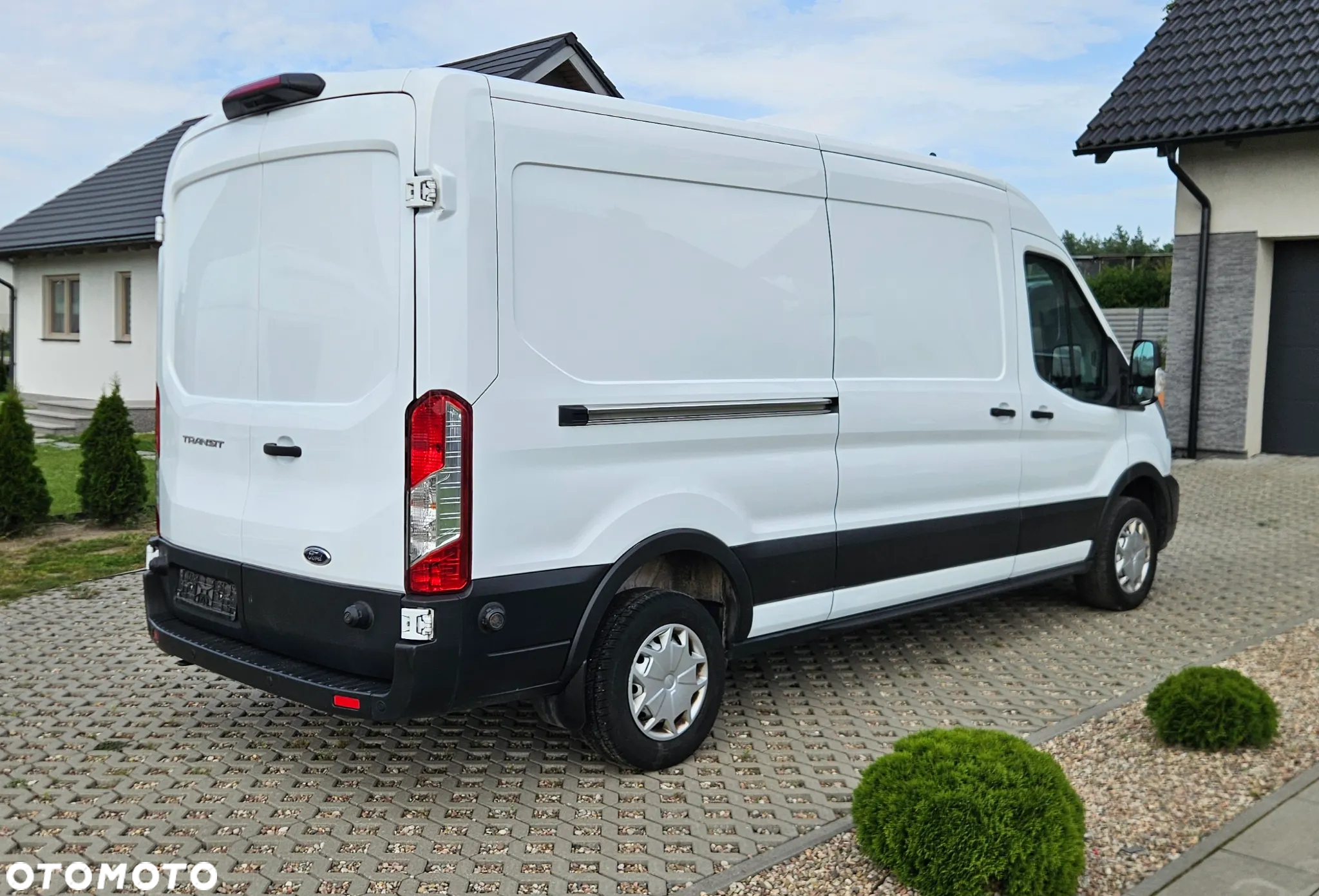 Ford Transit 2.0D 131KM L3H2 Klima Tempomat Kamera z Niemiec - 4