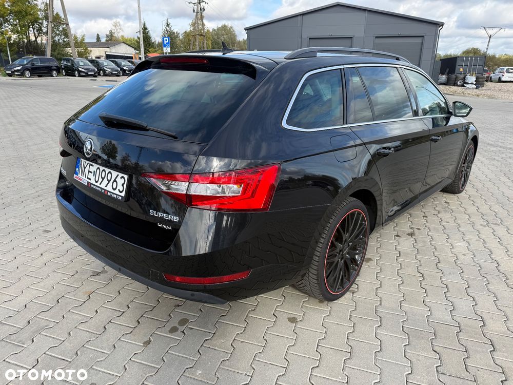 Skoda Superb 2.0 TDI SCR 4x4 Style DSG - 12