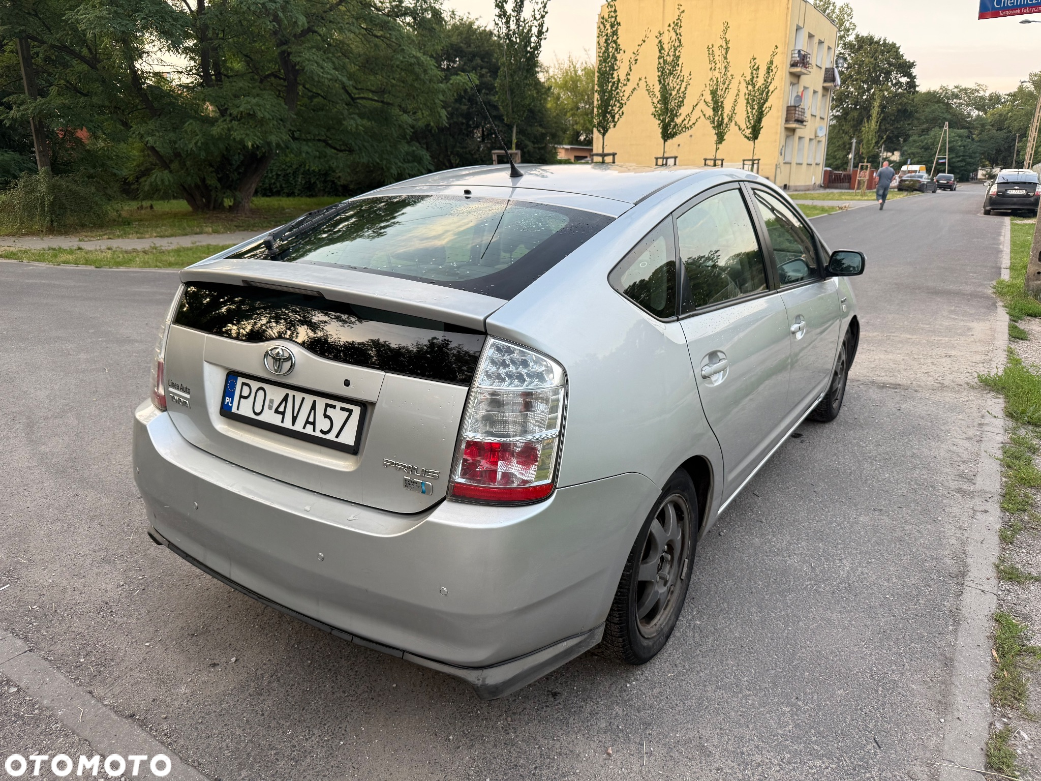 Toyota Prius 1.5 VVT-i Sol (nav) - 4