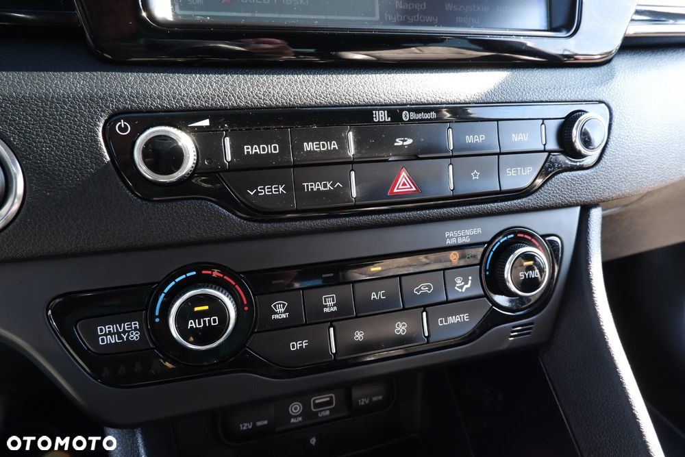 Kia Niro 1.6 GDI Hybrid L Business Line - 21