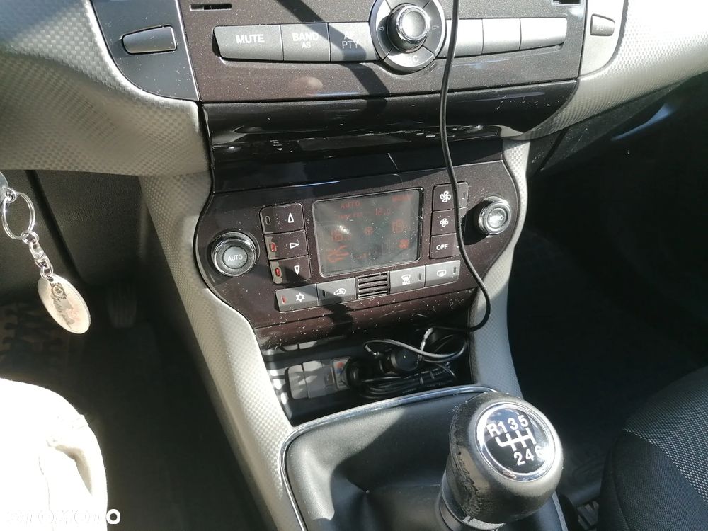 Fiat Bravo 1.4 T-JET 16V Dynamic Euro5 - 22