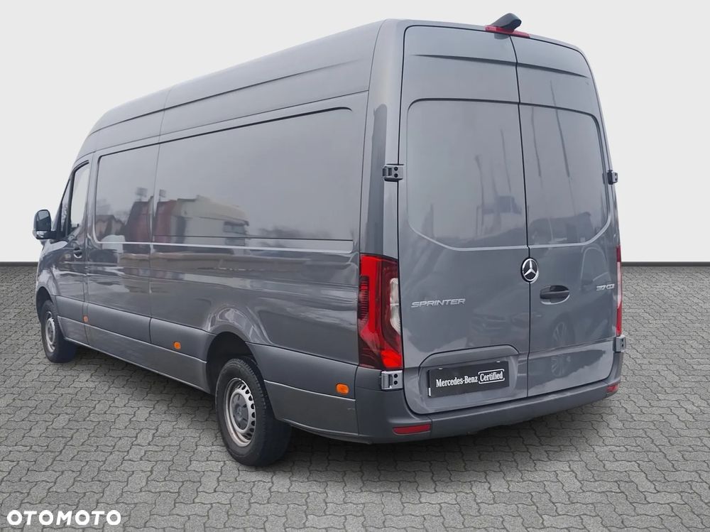 Mercedes-Benz Sprinter 317 - 3