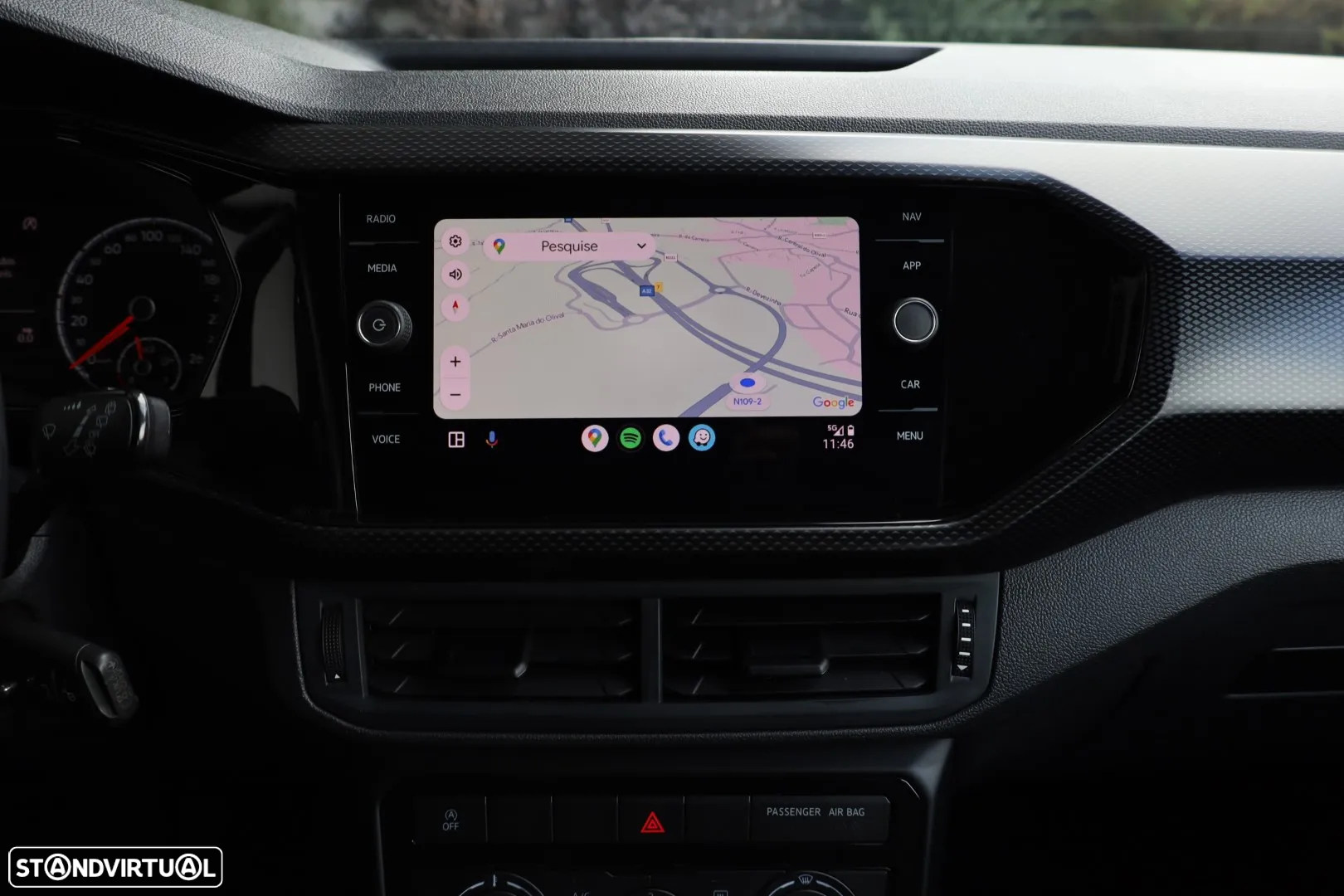 VW T-Cross 1.0 TSI Life - 32
