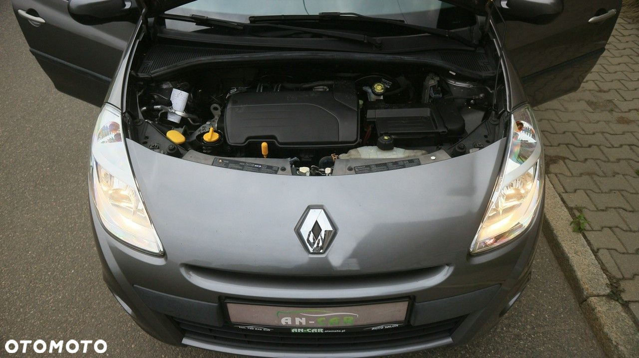 Renault Clio 1.2 16V 75 Collection - 10