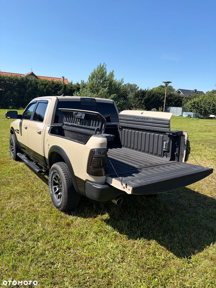 Dodge RAM 5.7 4x4 - 9