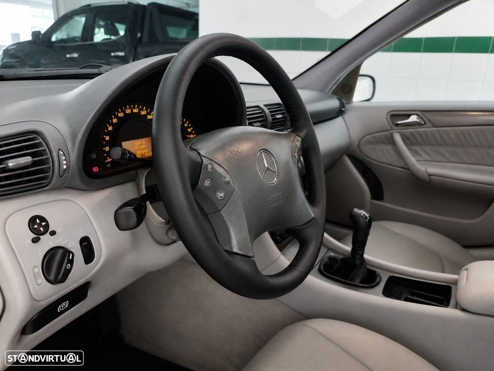 Mercedes-Benz C 220 CDi Avantgarde - 19