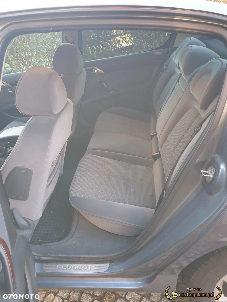 Peugeot 407 2.0 HDI Premium - 18