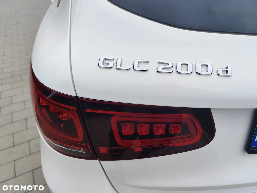 Mercedes-Benz GLC 200 d 4Matic 9G-TRONIC - 12
