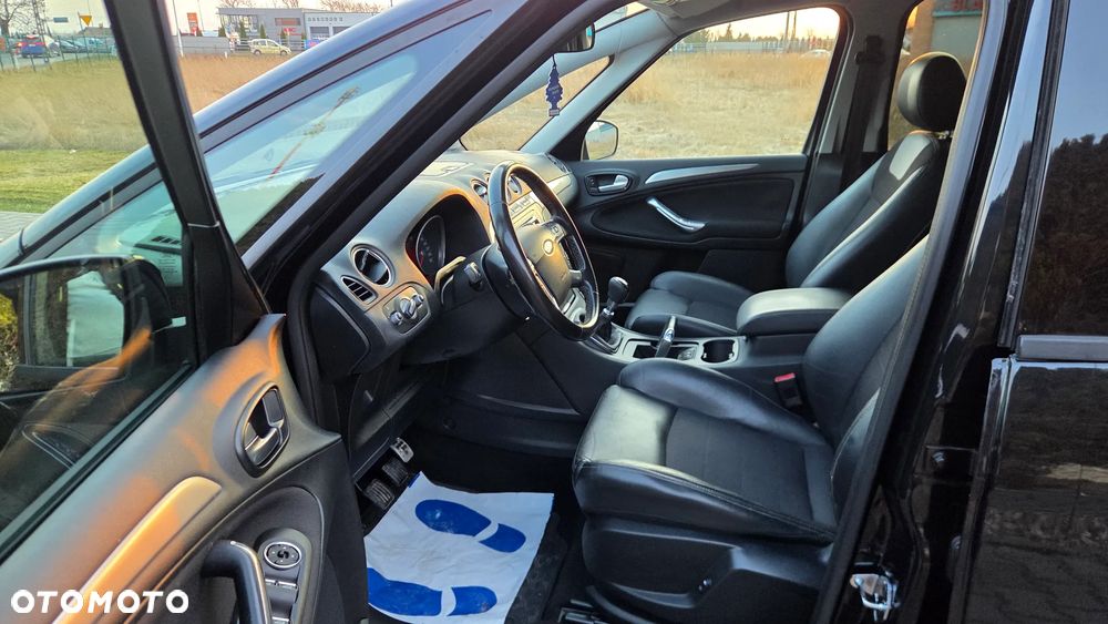 Ford S-Max 2.0 TDCi DPF Titanium - 23