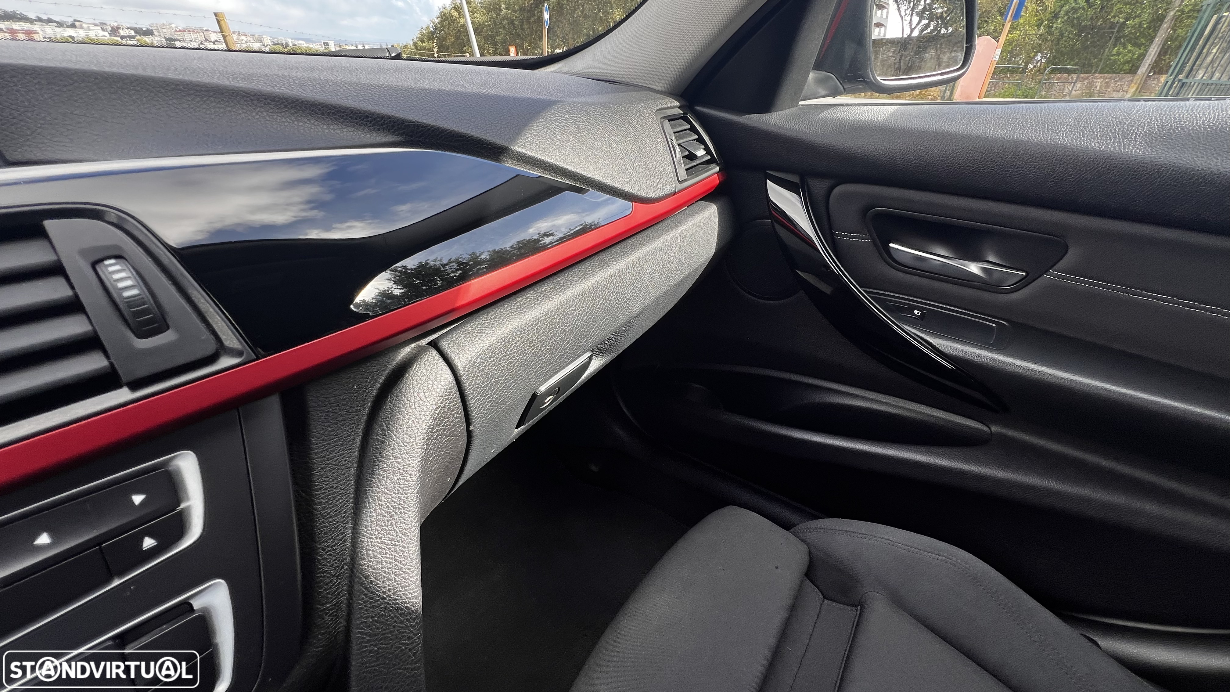 BMW 318 d Touring Auto Line Sport - 56