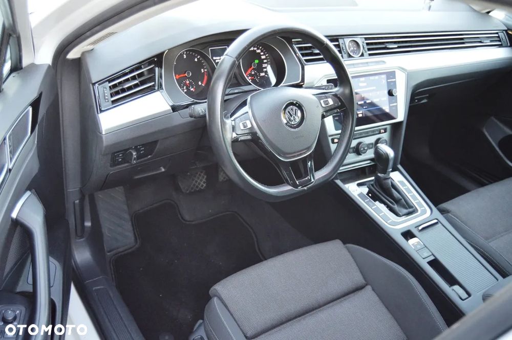 Volkswagen Passat 2.0 TDI BMT SCR 4Mot Highline DSG7 - 11
