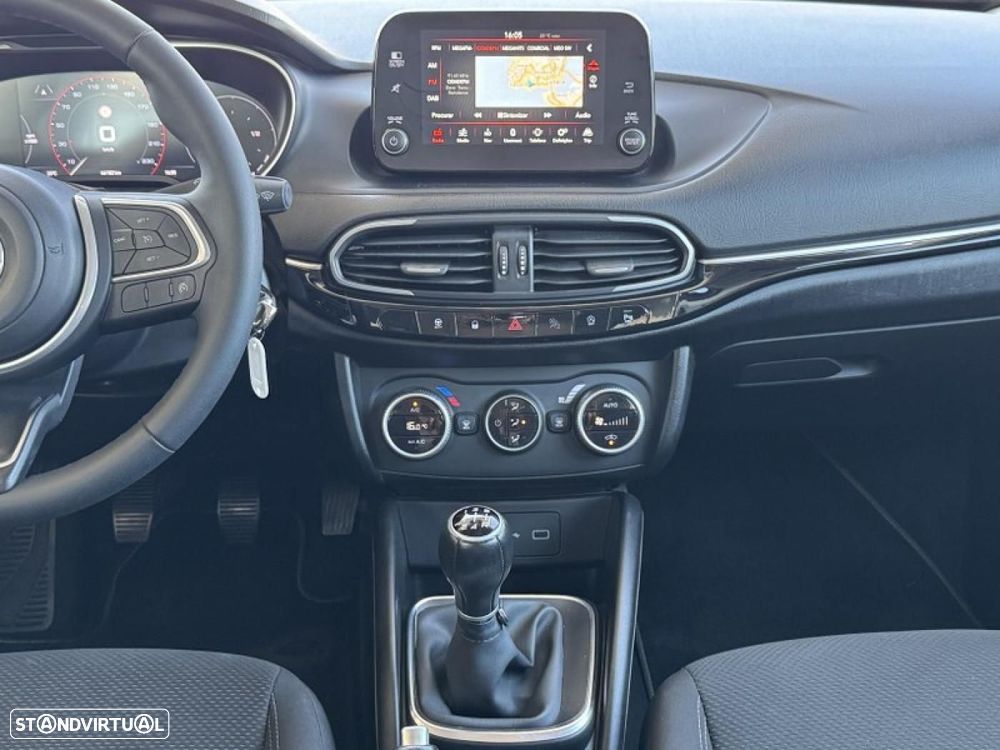 Fiat Tipo 1.3 M-Jet Lounge Tech - 16