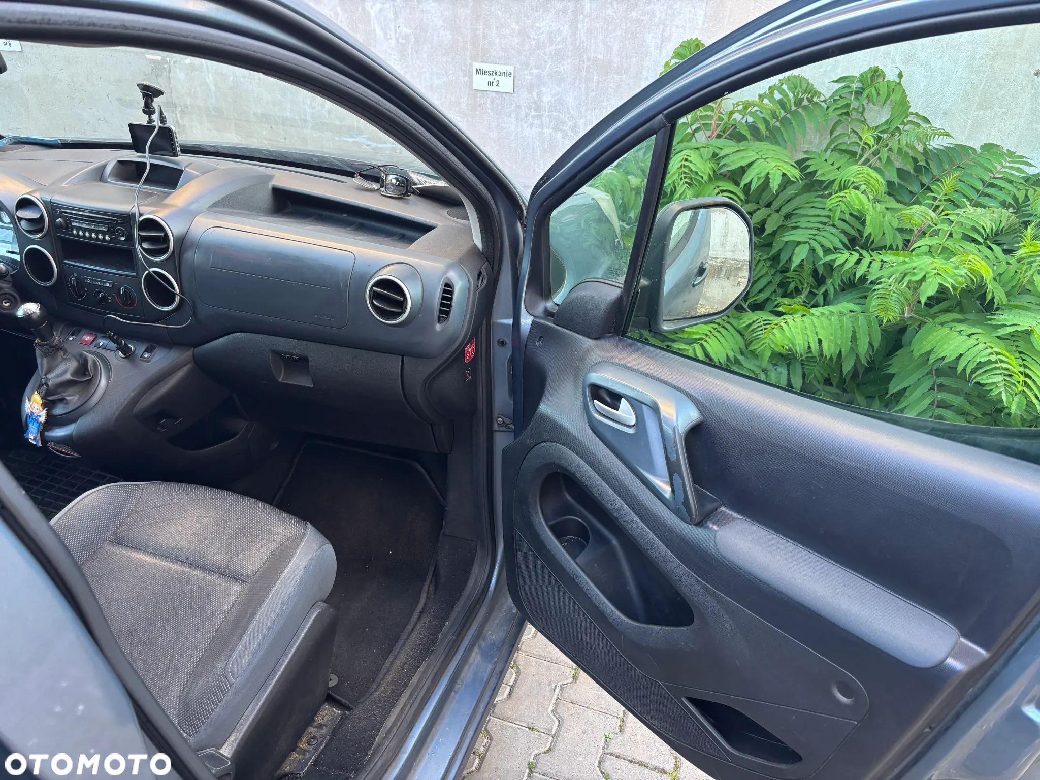 Peugeot Partner - 11