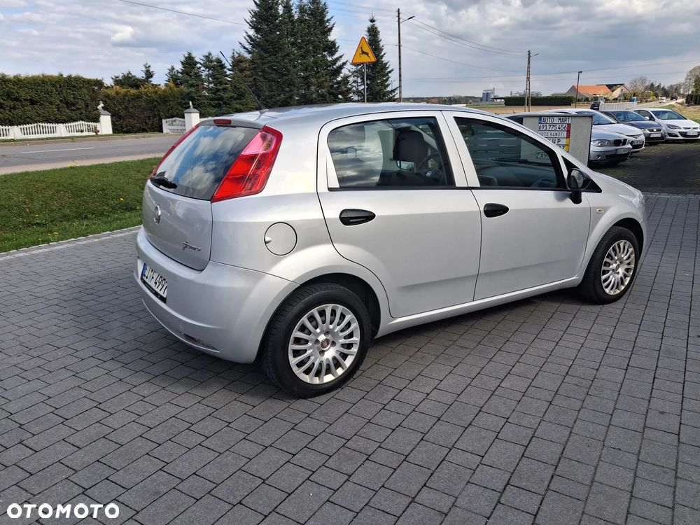 Fiat Grande Punto 1.4 8V Active - 24