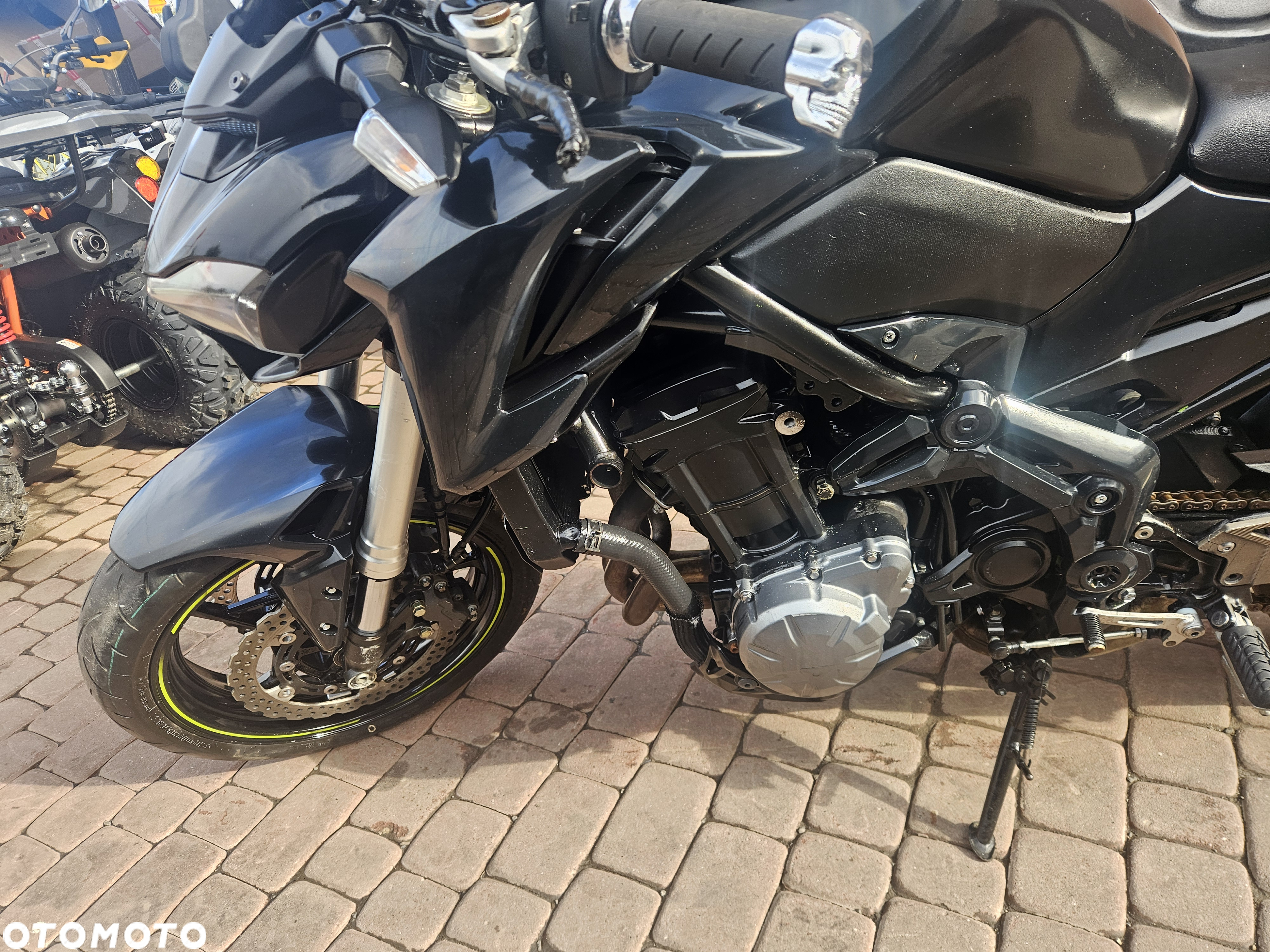 Kawasaki Z 900 - 10