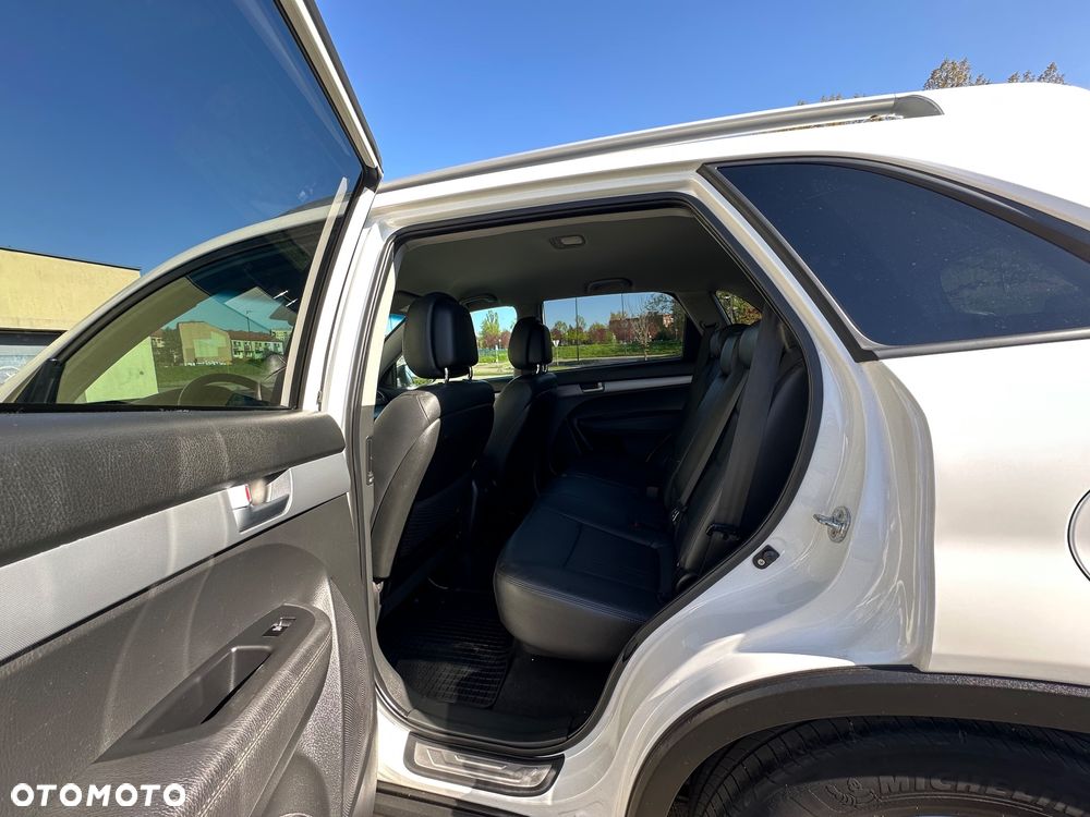 Kia Sorento 2.0 CRDi Voyage 2WD - 27