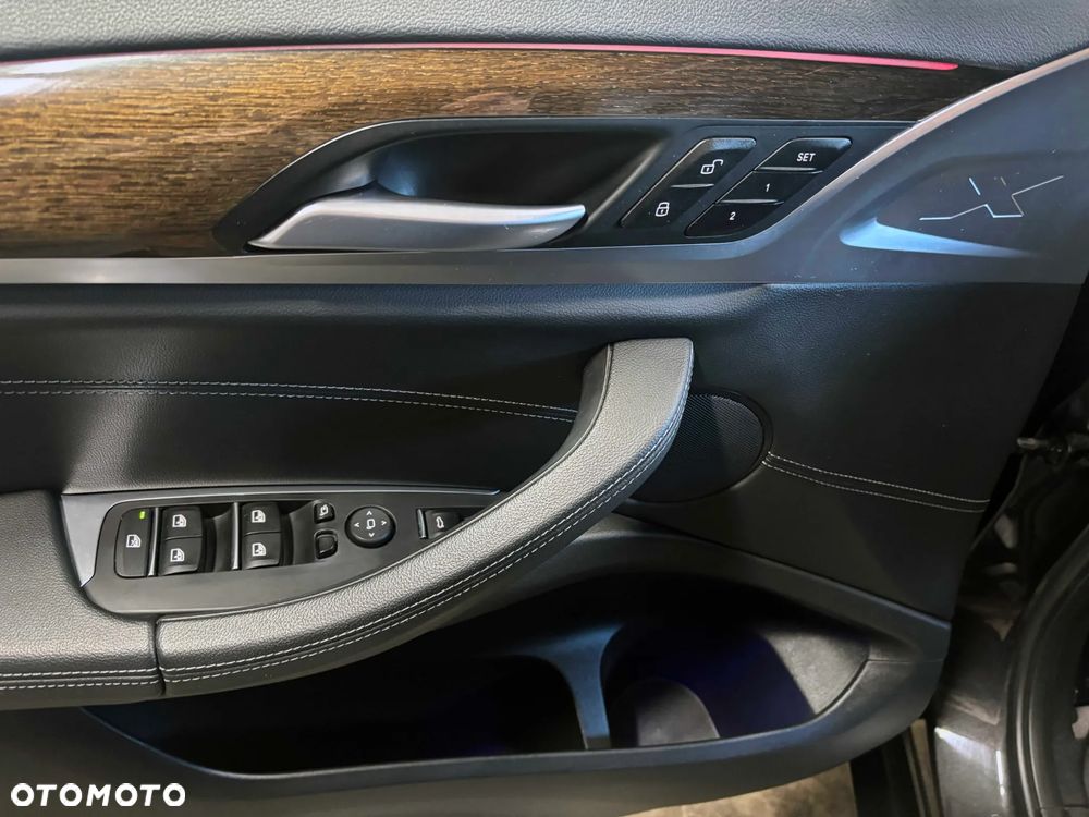 BMW X3 xDrive20d M Sport - 10