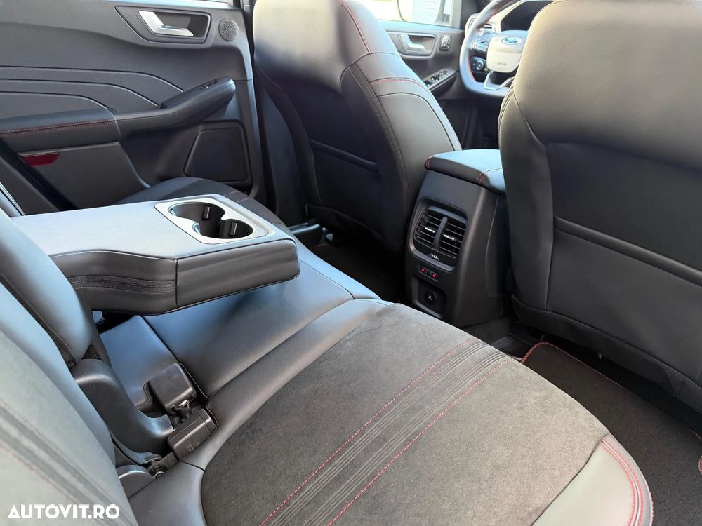 Ford Kuga 2.5 Duratec AWD FHEV ST-Line X - 14