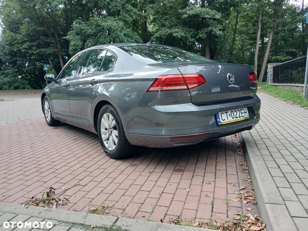 Volkswagen Passat 1.4 TSI BMT Trendline - 13