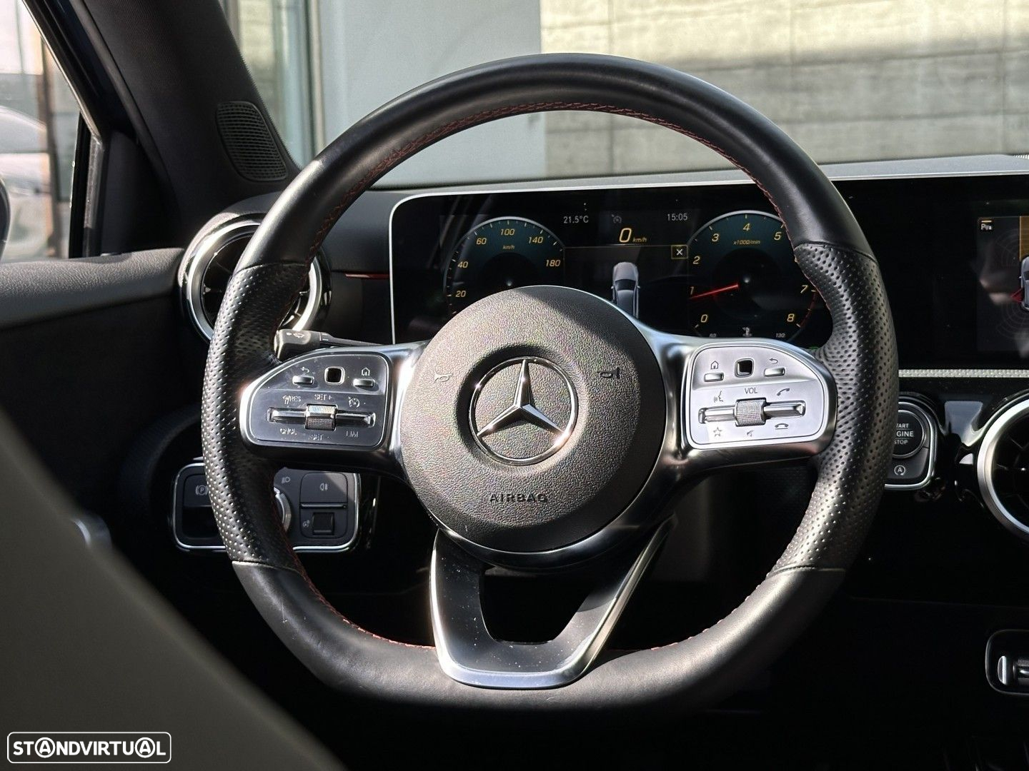 Mercedes-Benz A 160 AMG Line - 12