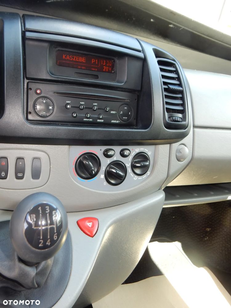 Opel Vivaro - 5