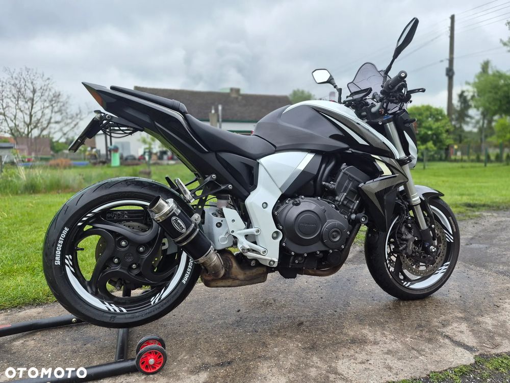 Honda CB - 1