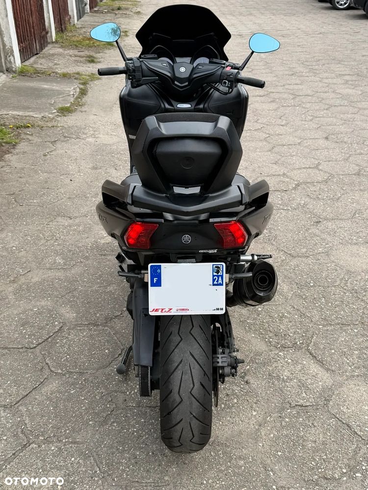 Yamaha Tmax - 10