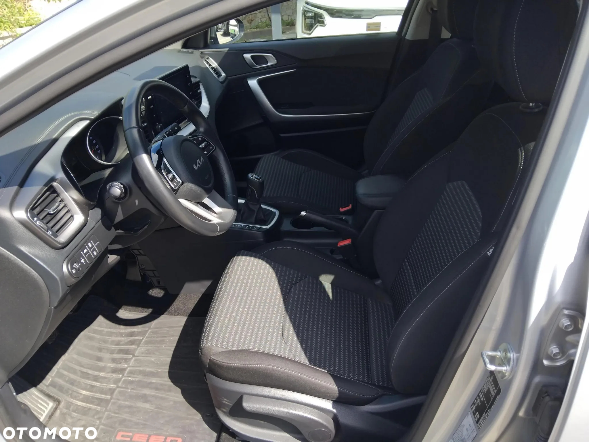 Kia Ceed 1.5 T-GDI M - 18