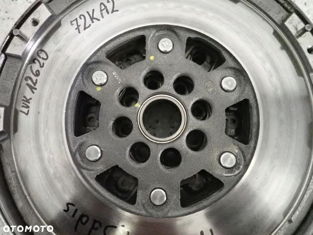 SUZUKI SWIFT IV MK7 10- 1.3 DDIS KOŁO DWUMASOWE - 2