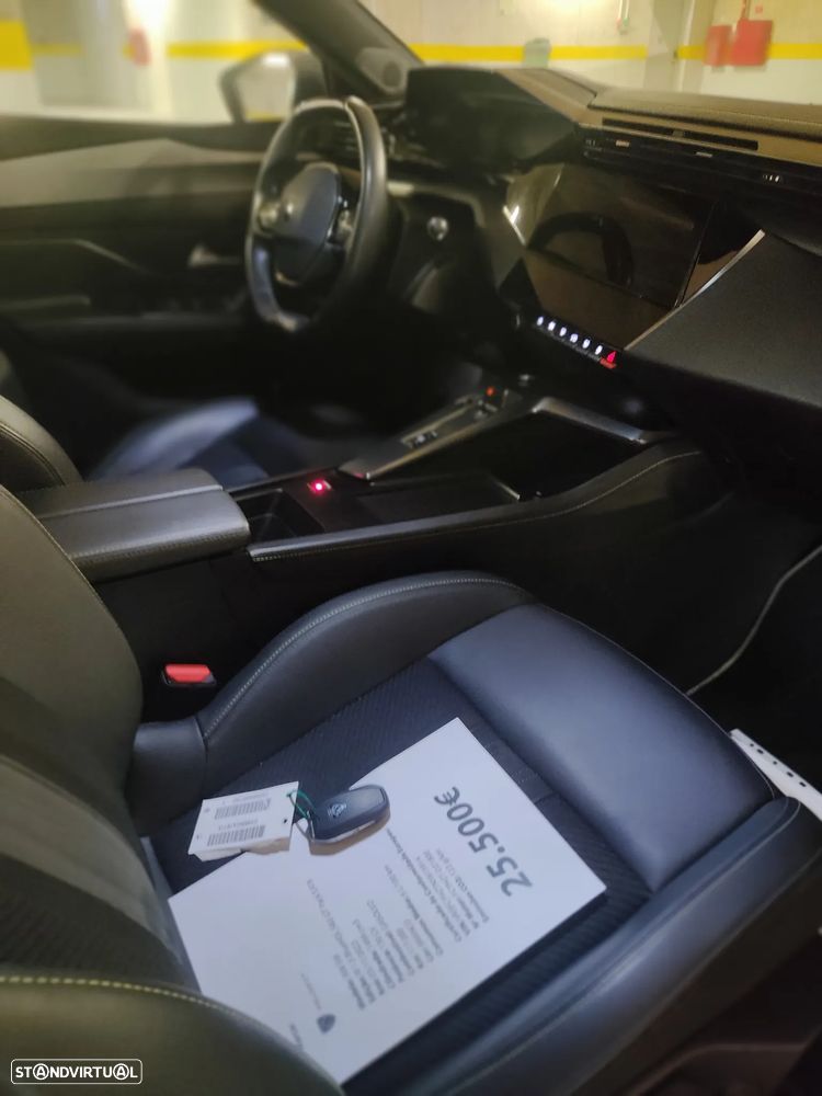 Peugeot 308 SW 1.5 BlueHDi GT EAT8 - 19