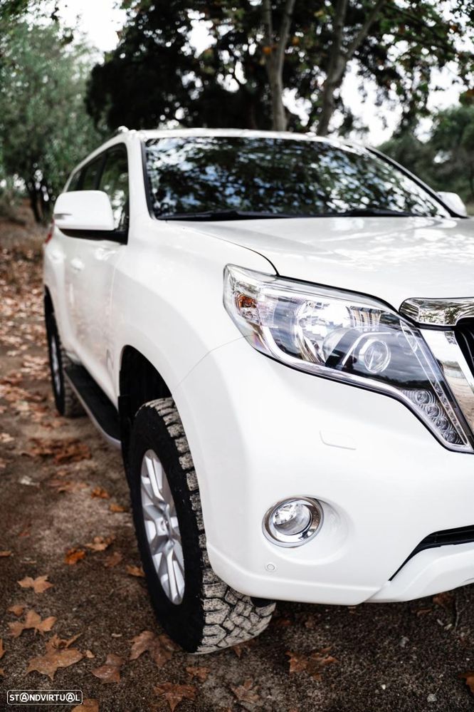 Toyota Land Cruiser Prado - 14