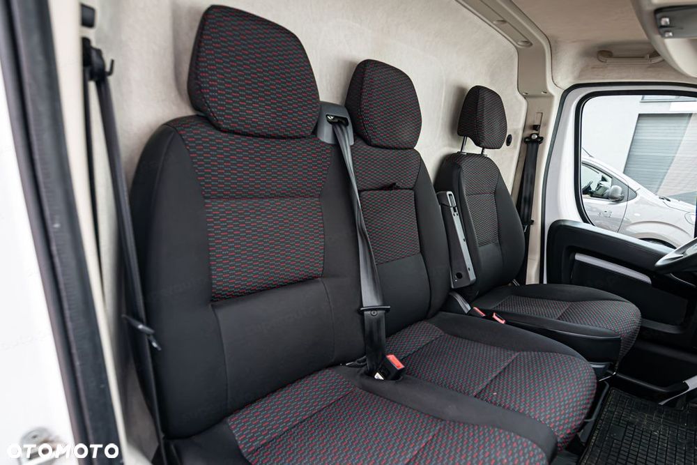 Opel Movano L4H3 2.2 140KM - 23