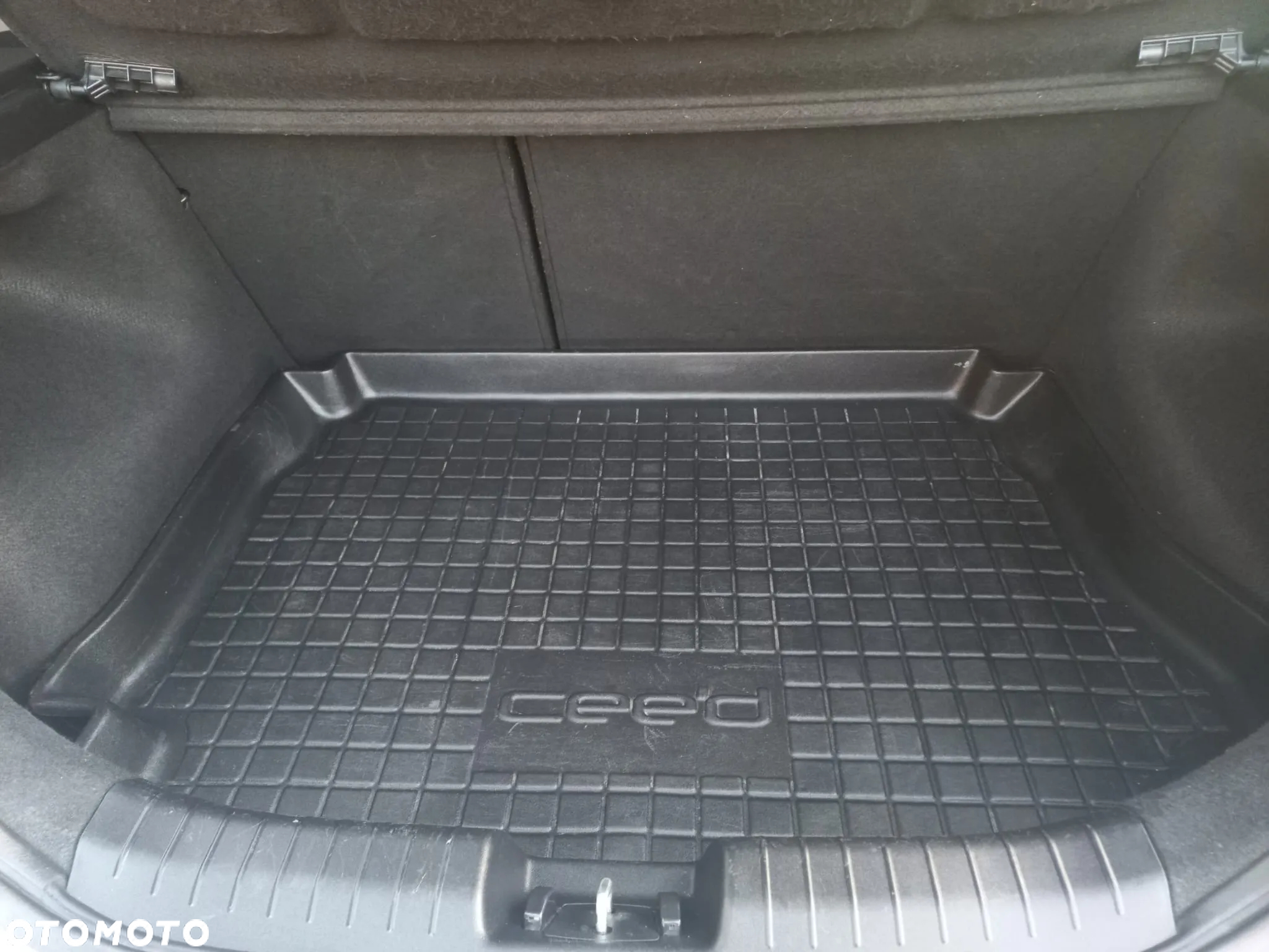 Kia Ceed - 15