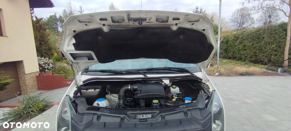 Volkswagen Crafter - 13