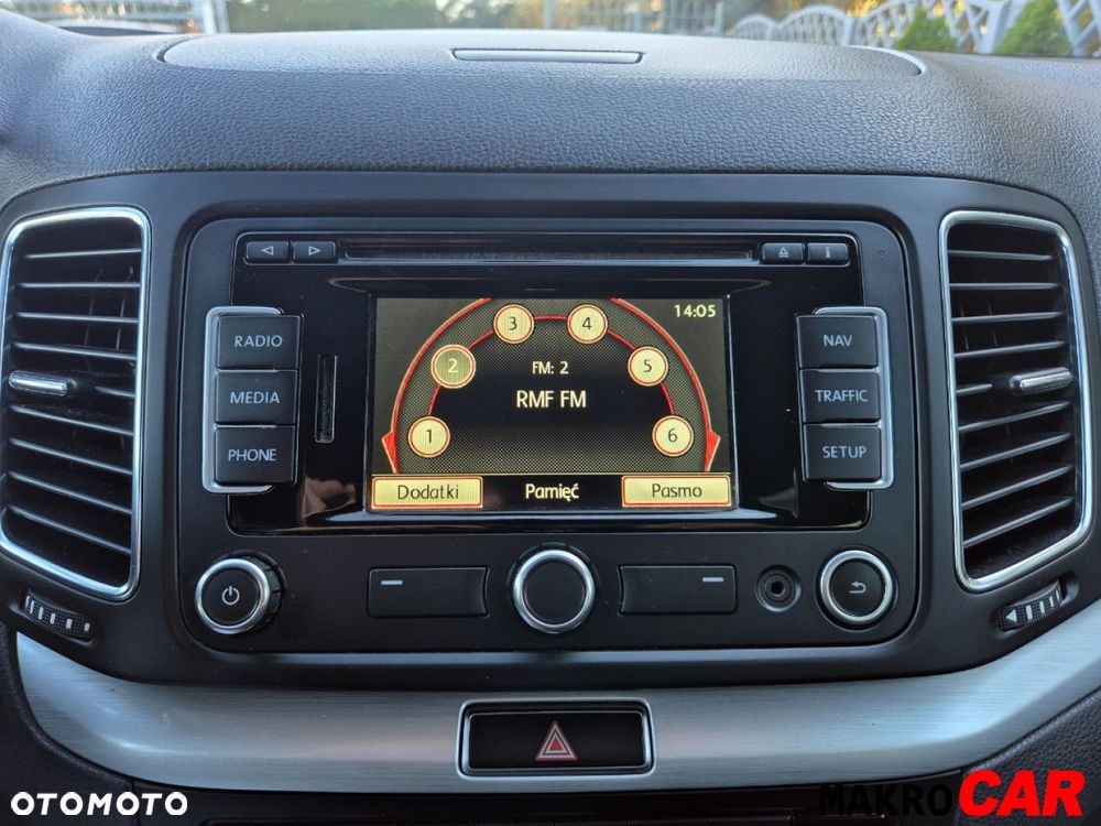 Volkswagen Sharan - 15