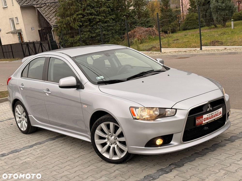 Mitsubishi Lancer 1.8 Intense - 10