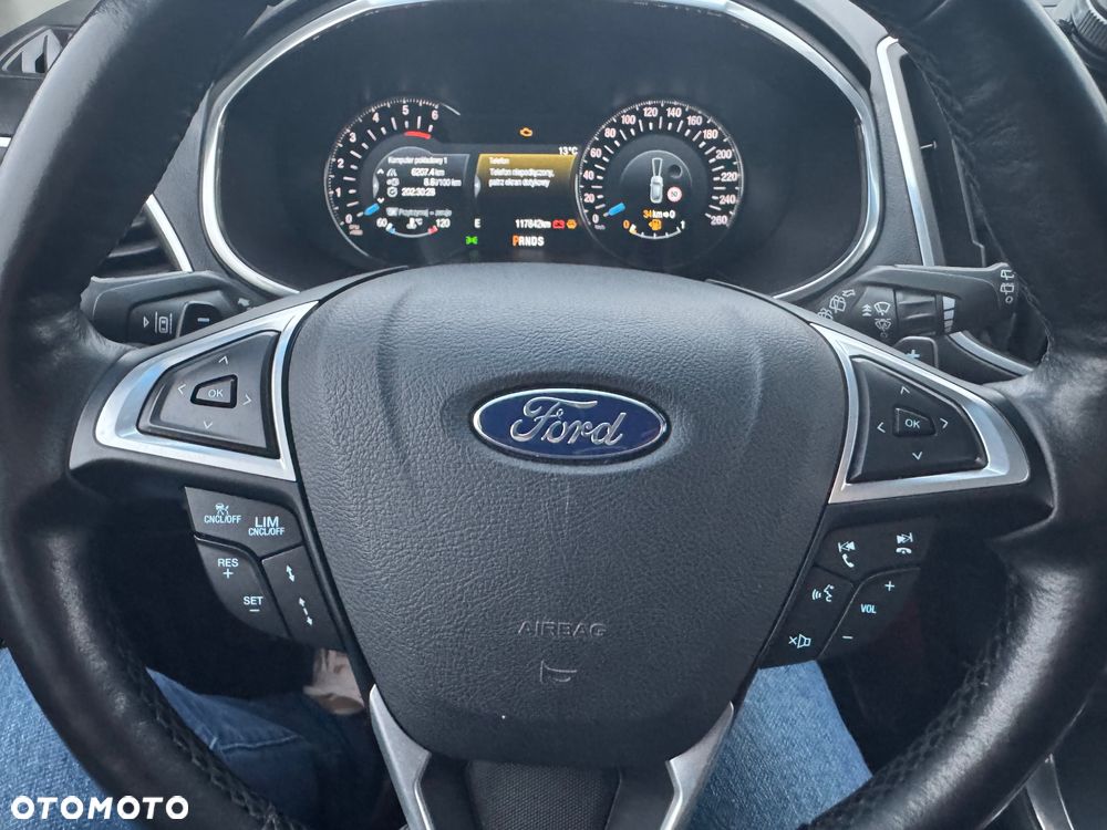 Ford Edge 2.0 TDCi Twin-Turbo 4WD Sport - 12