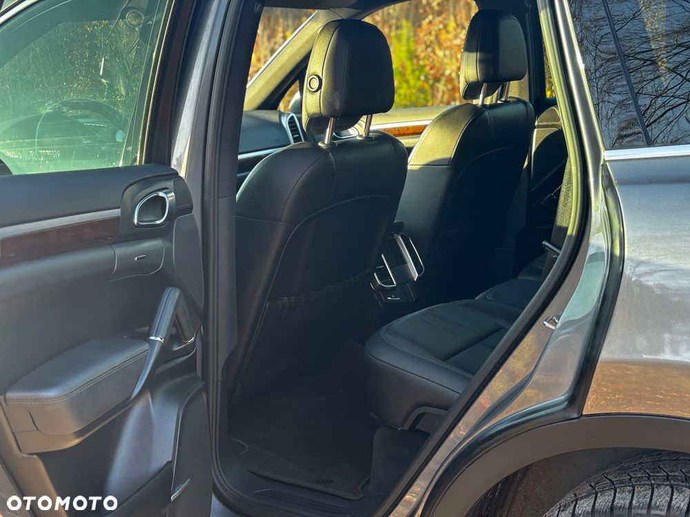 Porsche Cayenne Diesel Tiptronic S - 21