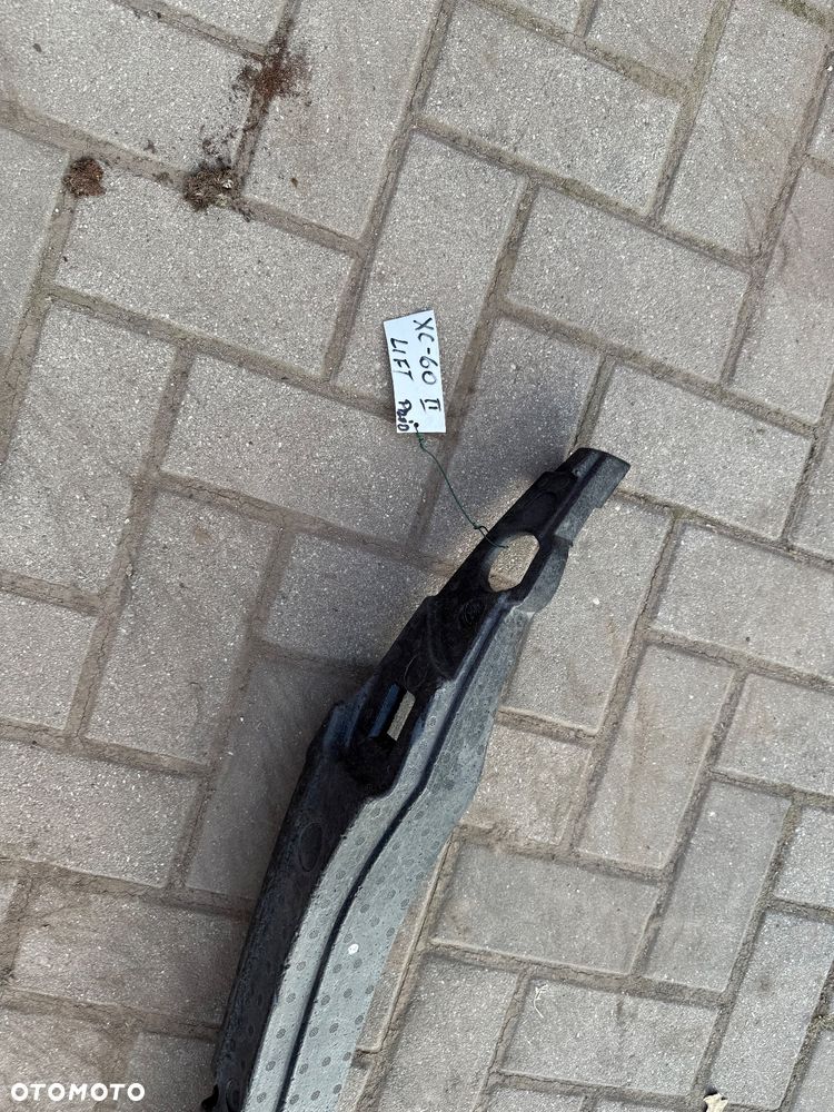 Absorber zderzaka przód Volvo XC 60 II 32345554 - 2