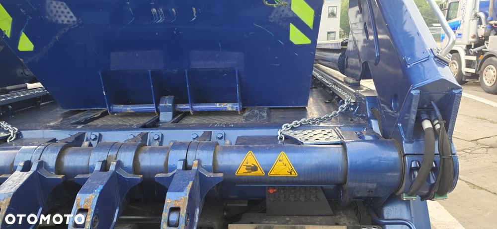 MAN TGS 26.470 6x2 MEILLER AK 16 - 8