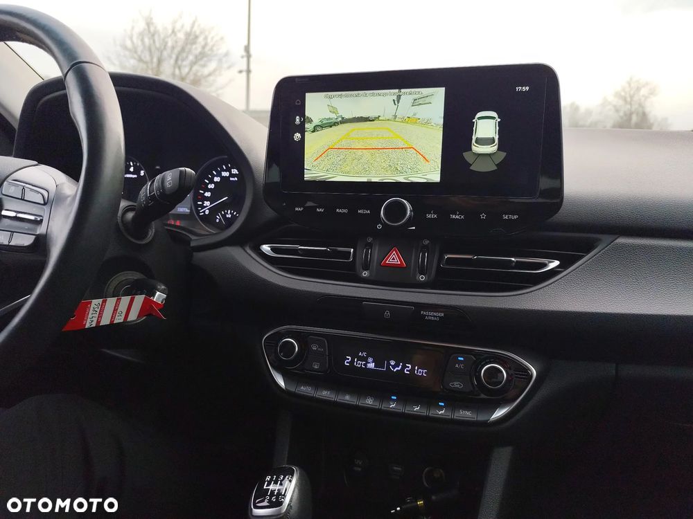 Hyundai i30 1.5 DPI Comfort - 22