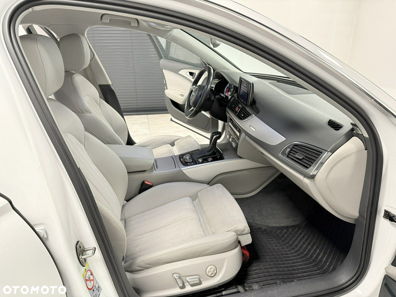 Audi A6 2.0 TDI Quattro S tronic - 14